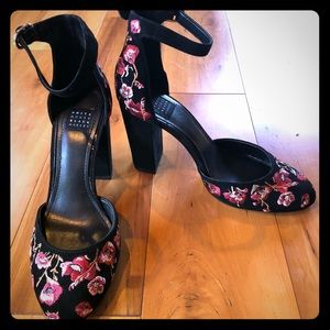 White House Black Market Shoes NEVER WORN